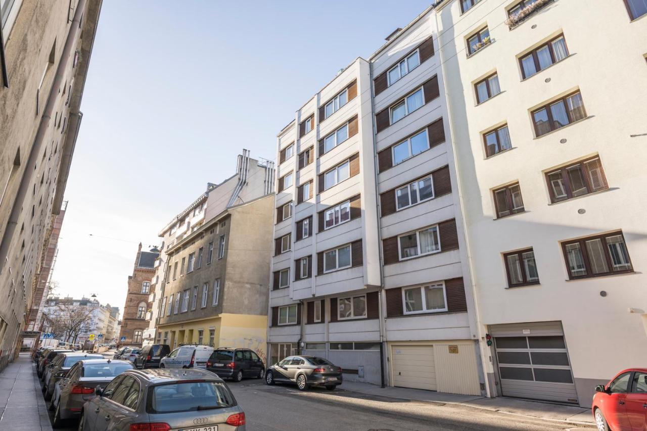 Cozy Favoriten Vienna Exterior photo